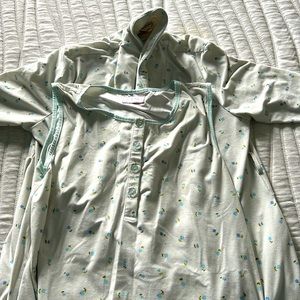 Sweethoney nightgown XL and robe XXL